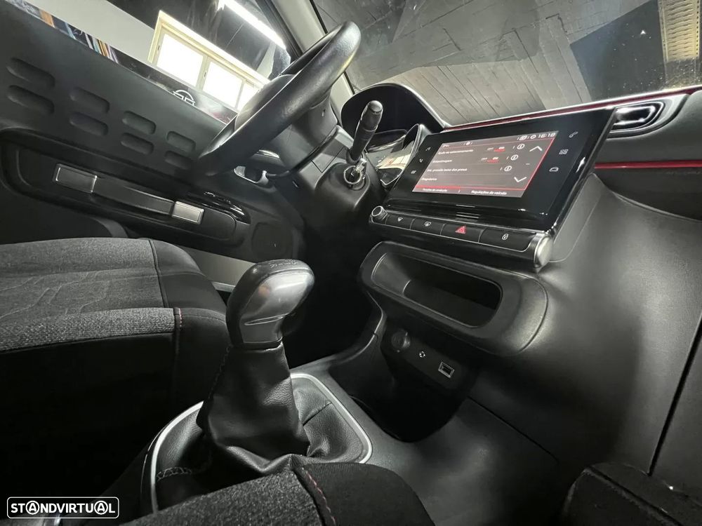 Citroën C3 1.2 PureTech Shine - 35