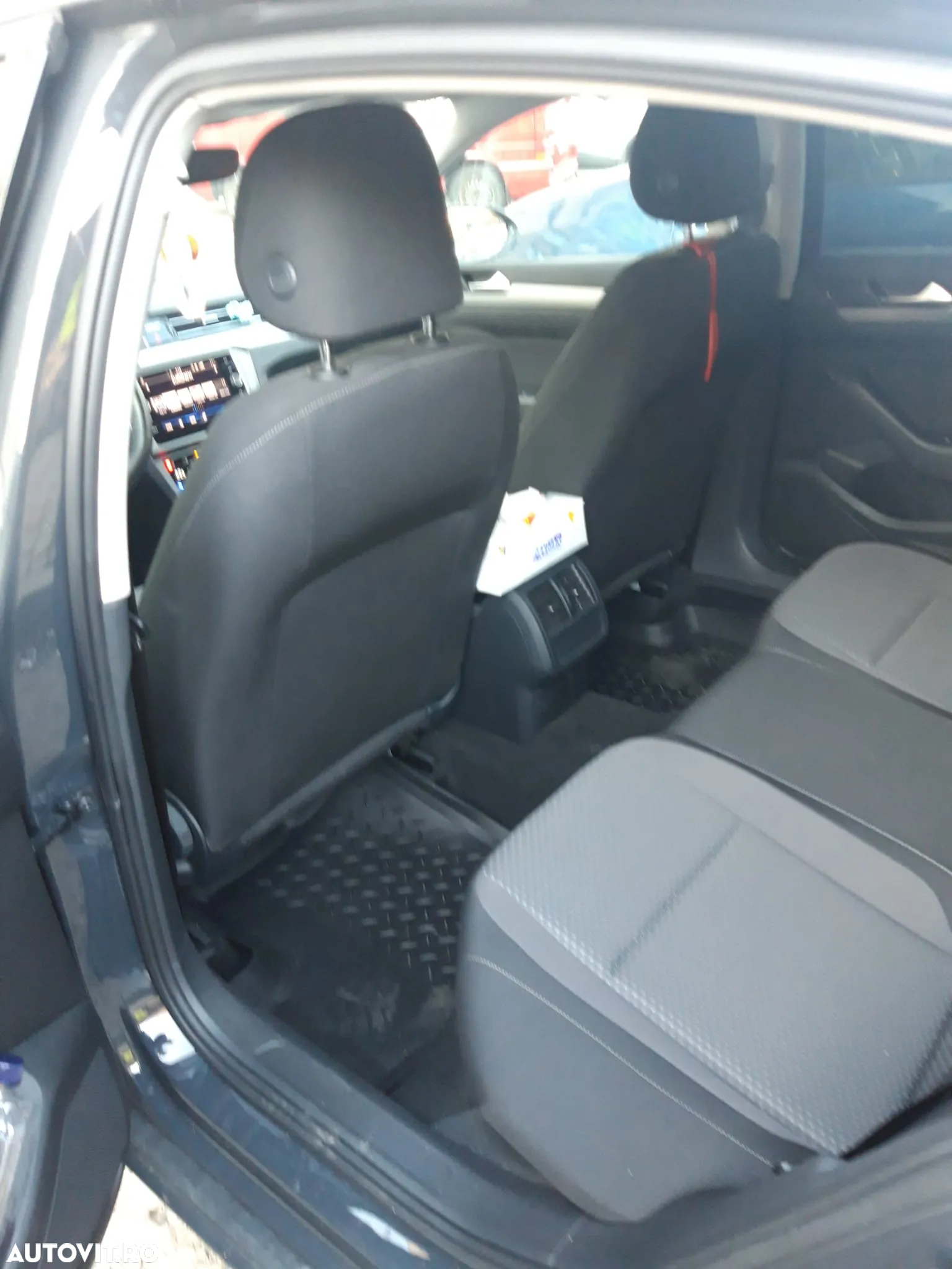 Volkswagen Passat 1.5 TSI ACT Advance - 8