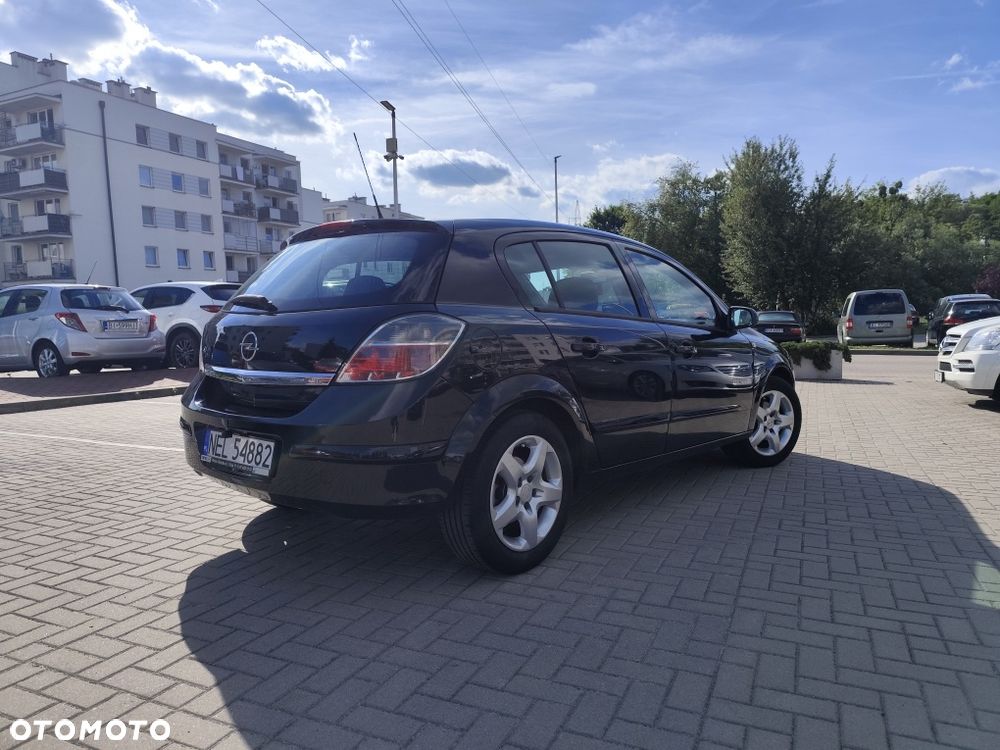 Opel Astra - 4