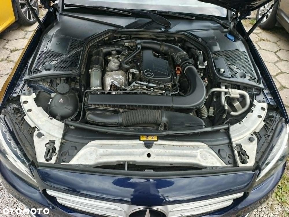 Mercedes-Benz Klasa C 180 (BlueTEC) d 7G-TRONIC AMG Line - 15