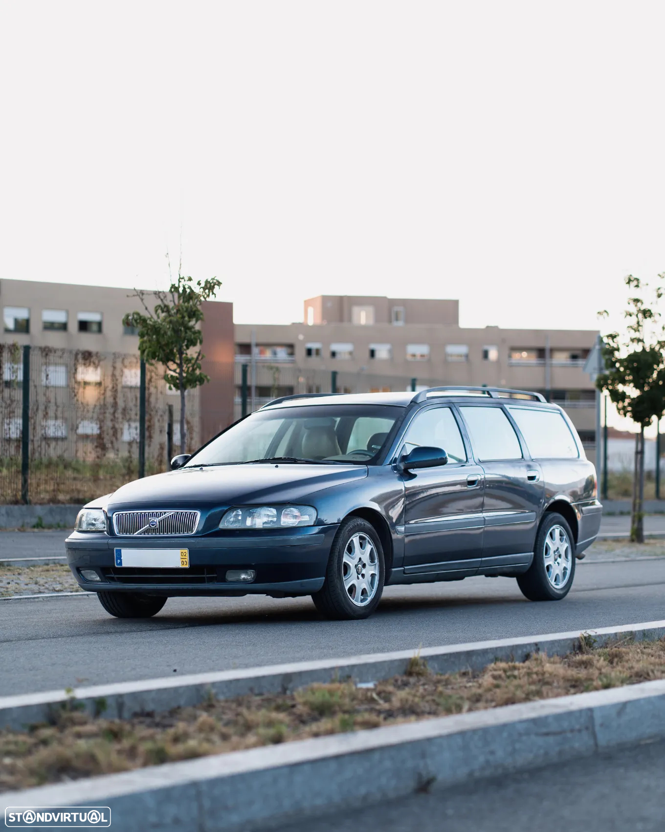 Volvo V70 2.0 T - 4