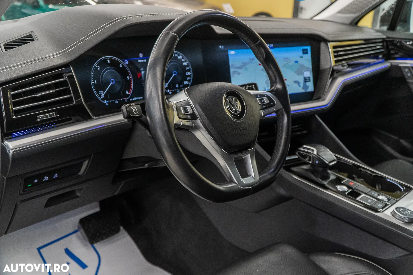 Volkswagen Touareg V6 TDI 4MOTION Elegance - 7