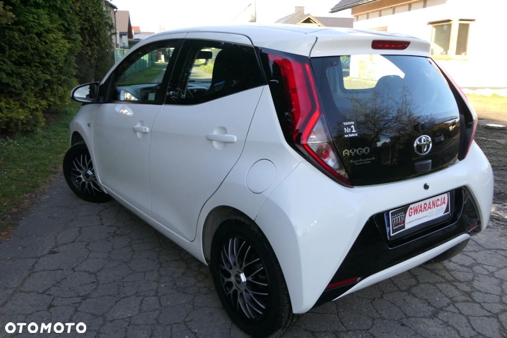 Toyota Aygo 1.0 VVT-i Color Edition - 10