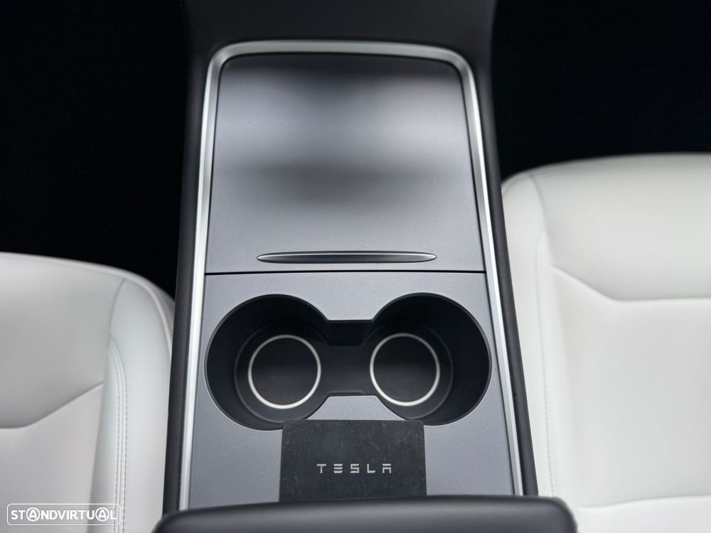 Tesla Model Y Long Range Tração Traseira - 33