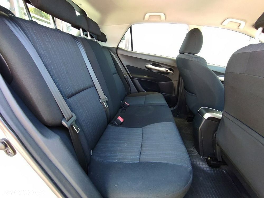Toyota Auris - 12