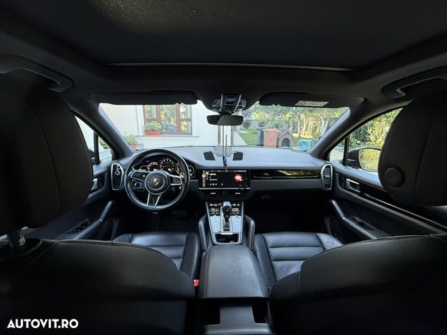 Porsche Cayenne Tiptronic S - 9