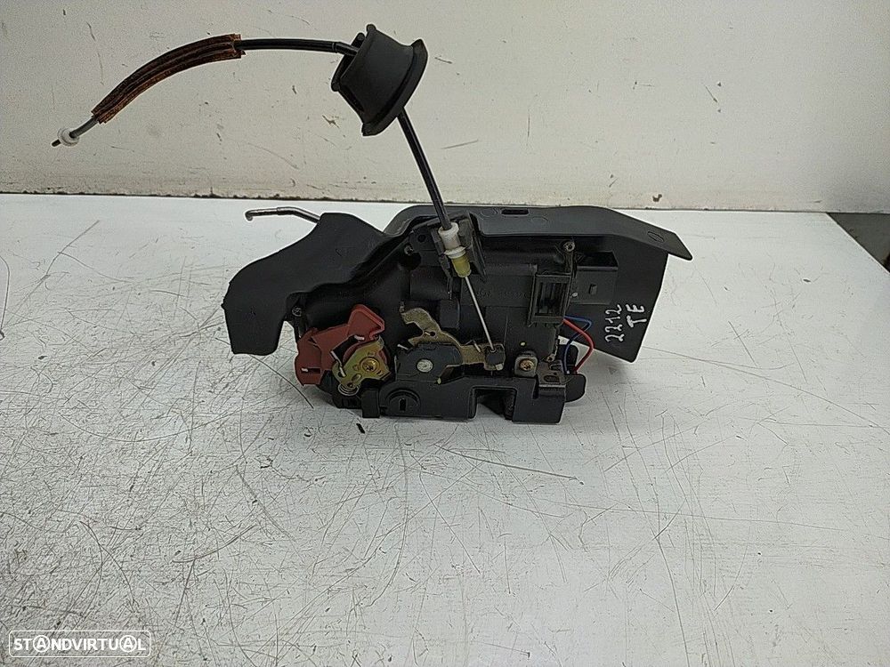 Fecho Porta  Tras Esquerdo Audi A4 (8E2, B6) - 2