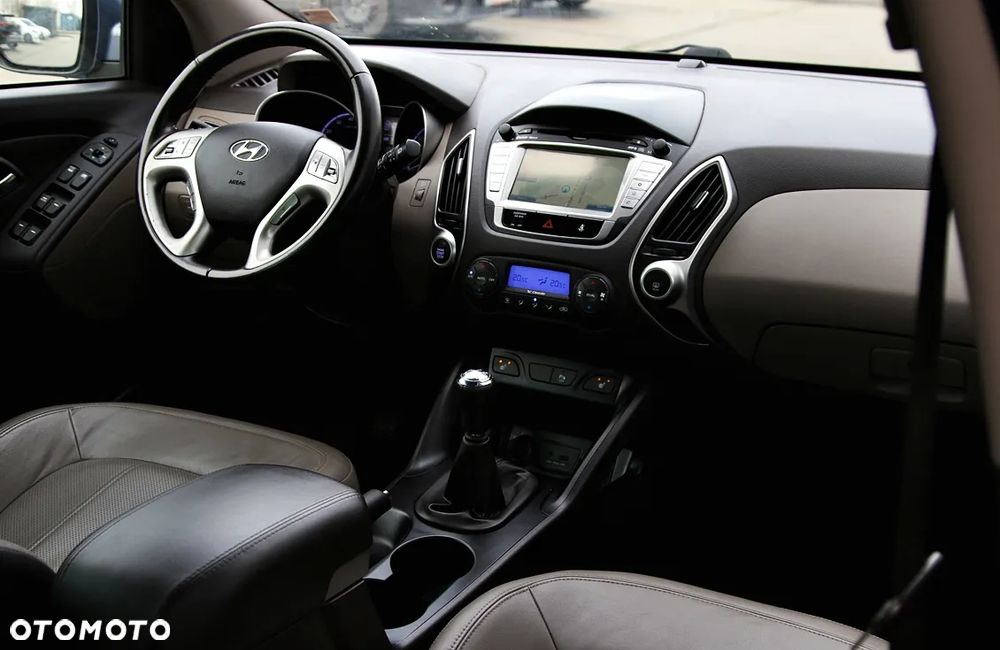 Hyundai ix35 2.0 4WD Premium - 31