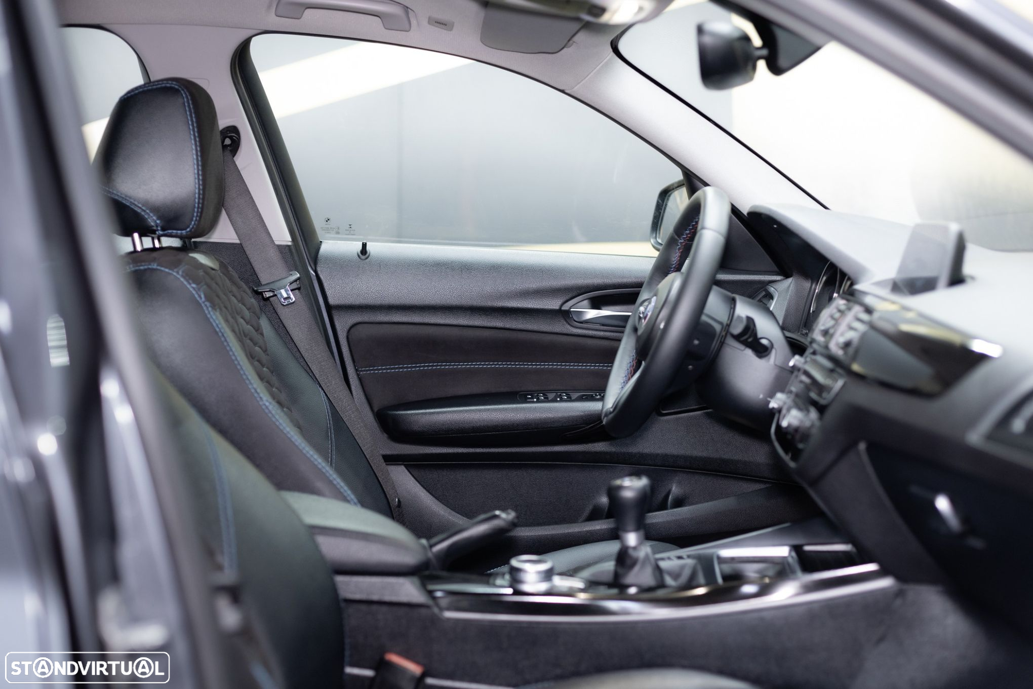 BMW 116 d Pack M - 22
