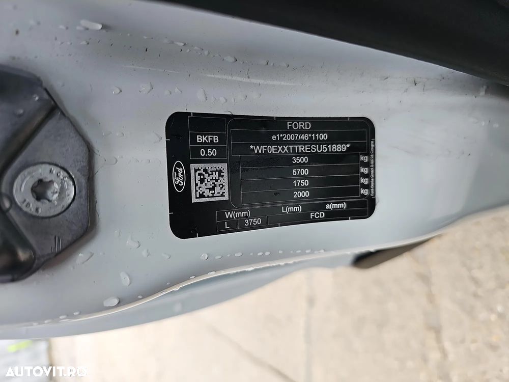 Ford Transit Van - 20