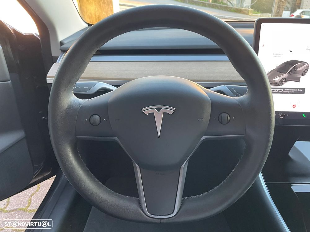 Tesla Model 3 RWD - 31