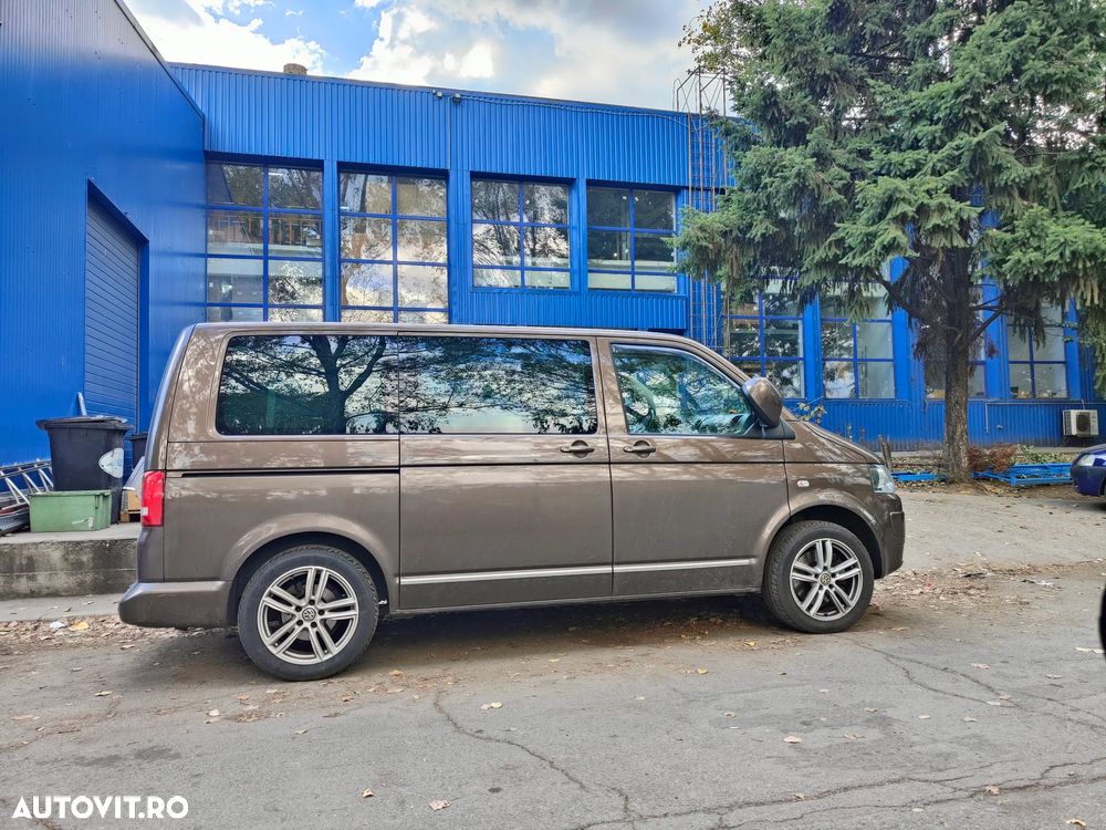 Volkswagen Multivan - 2