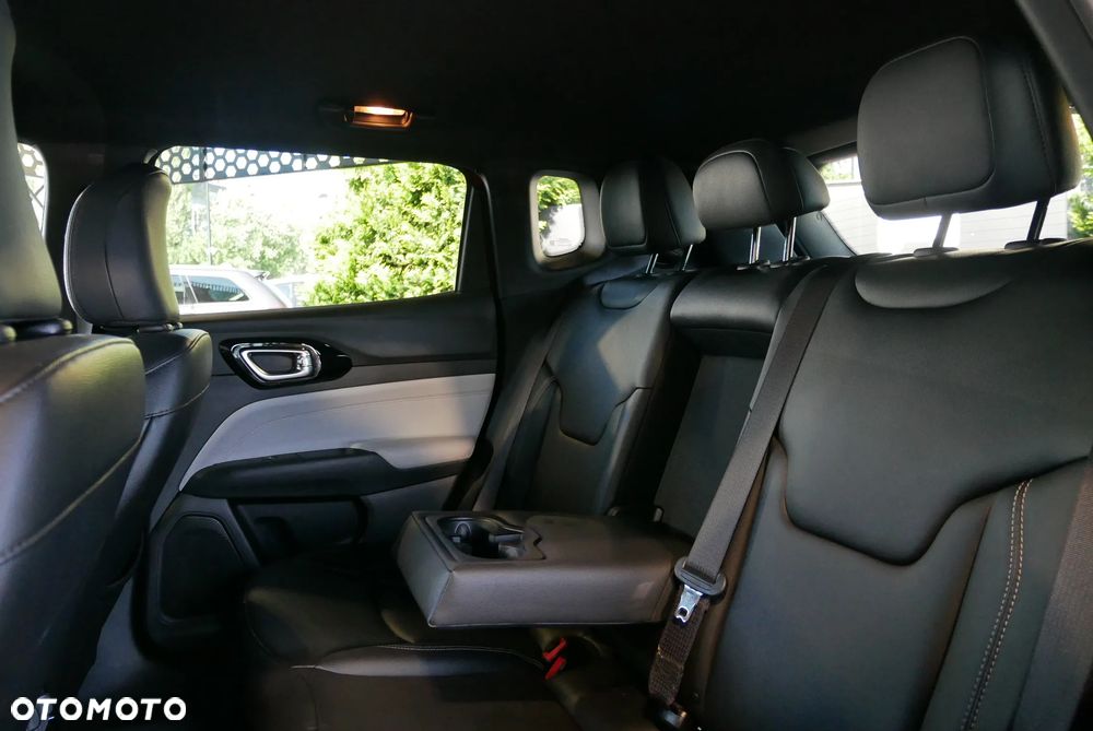 Jeep Compass - 14
