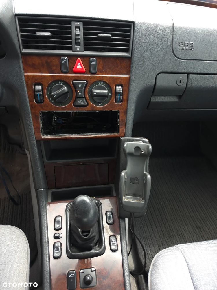 Mercedes-Benz Klasa C 220 D Elegance - 9