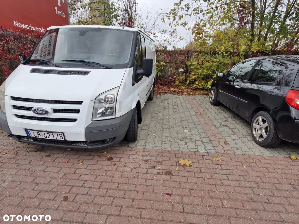 Ford Transit - 1