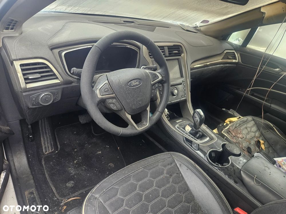 Ford Mondeo 2.0 Ti-VCT VIGNALE - 11
