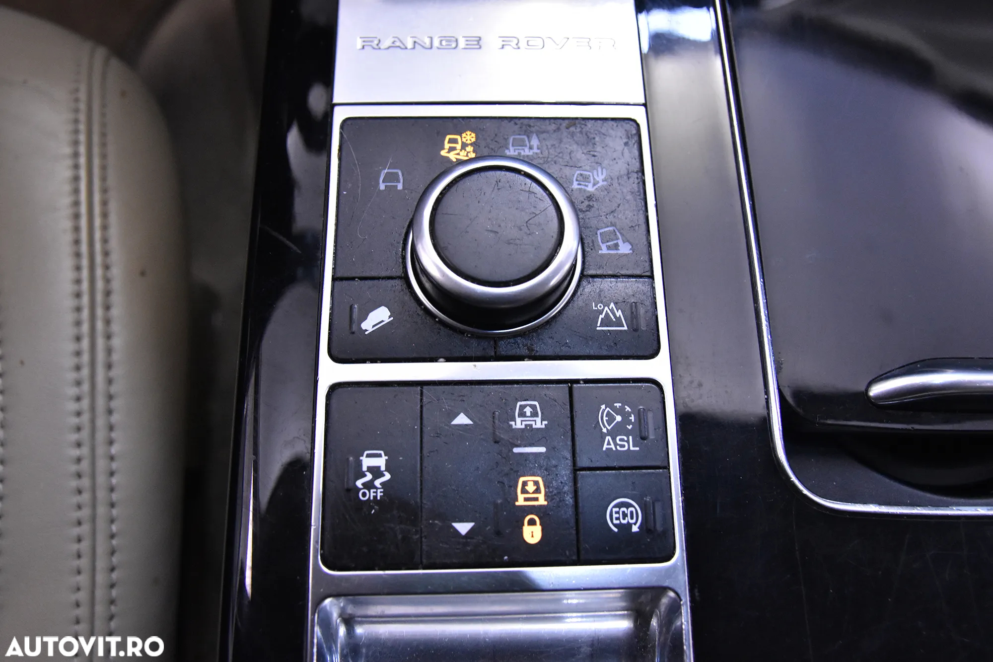 Land Rover Range Rover - 16
