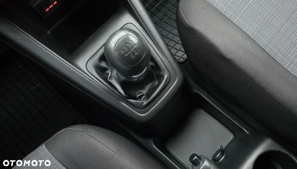 Kia Venga 1.4 M - 29