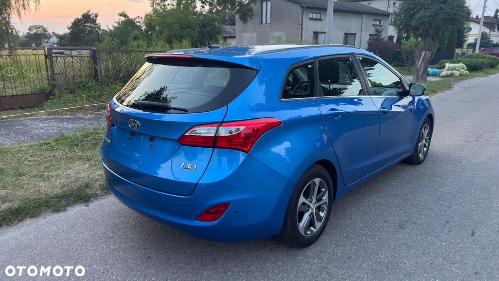 Hyundai i30 1.6 GDI Comfort - 4
