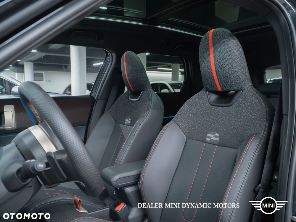 MINI Countryman JCW ALL4 - 16