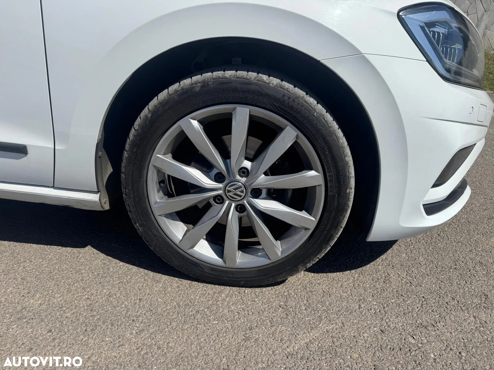 Volkswagen Golf 1.5 TSI ACT OPF DSG Highline - 6