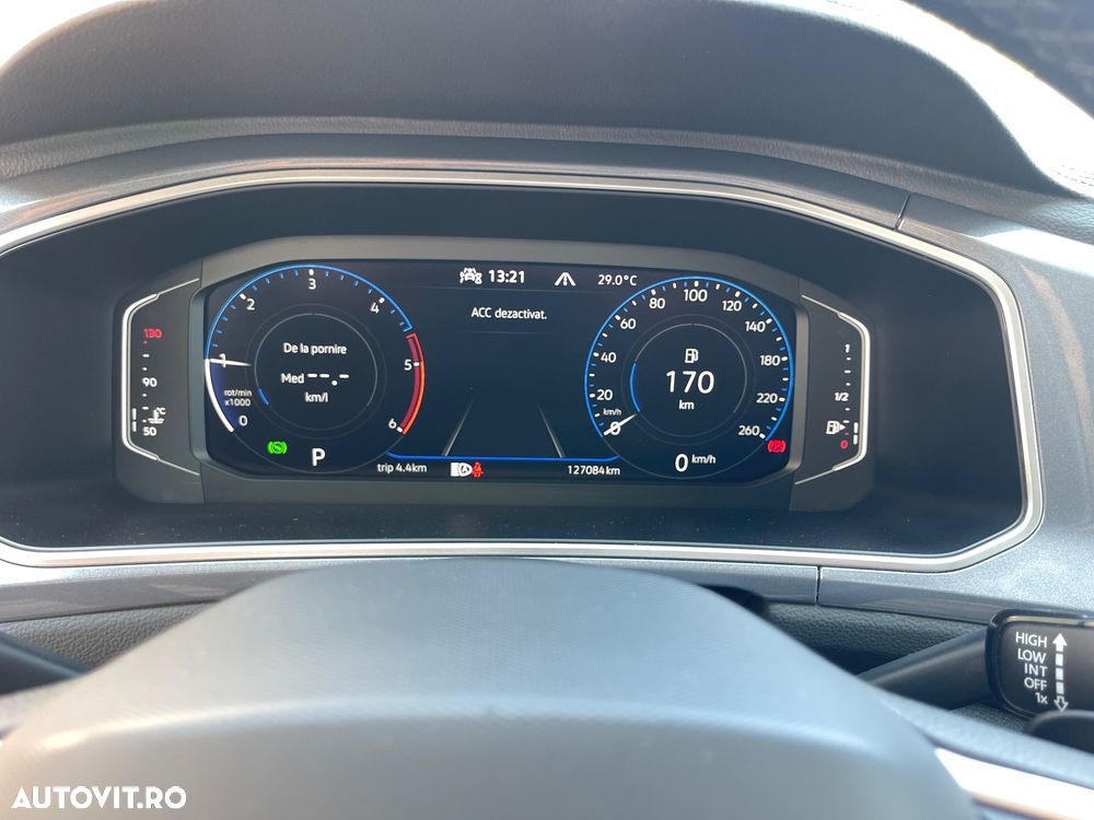 Volkswagen T-Roc 2.0 TDI SCR 4MOTION DSG ACTIVE - 35