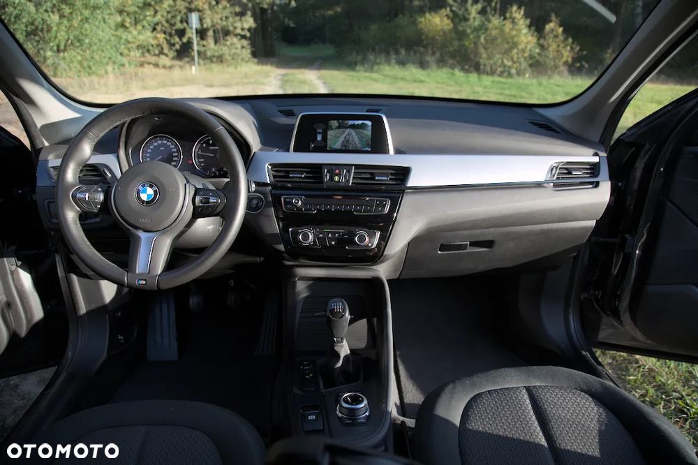 BMW X1 sDrive18i GPF - 12