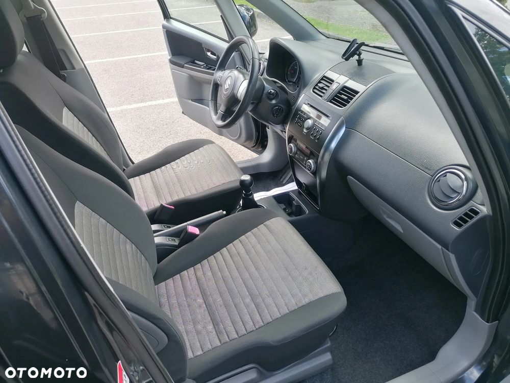 Suzuki SX4 1.6 VVT 4x4 Comfort - 10