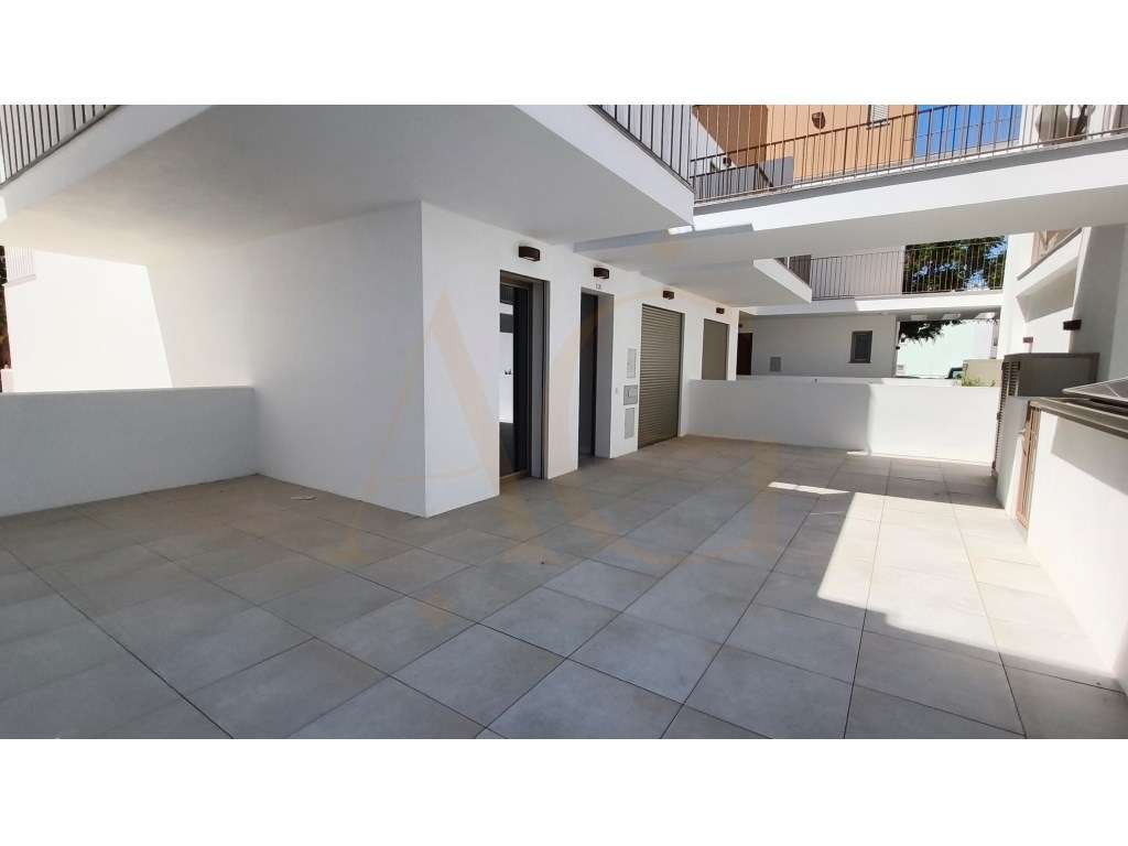 Apartamento T2 com piscina e garagem em Cabanas de Tavira - Grande imagem: 2/10