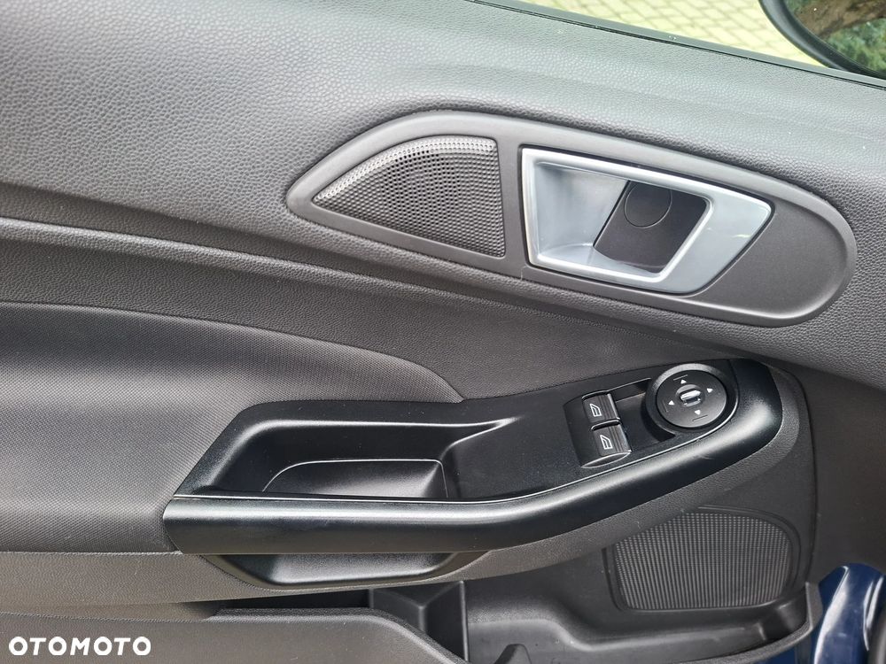 Ford Fiesta - 9