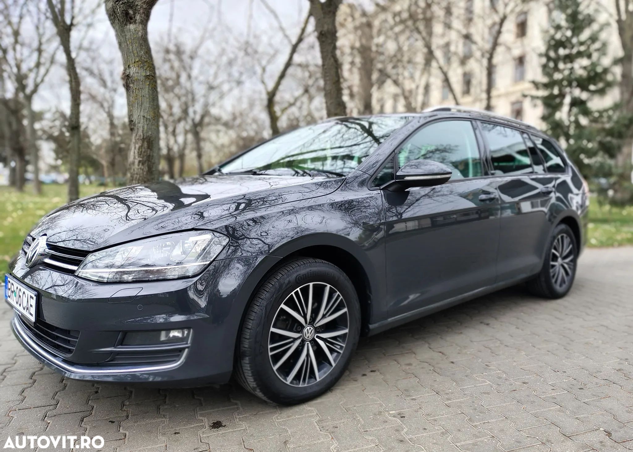 Volkswagen Golf Variant 2.0 TDI BlueMotion Technology DSG Allstar - 1
