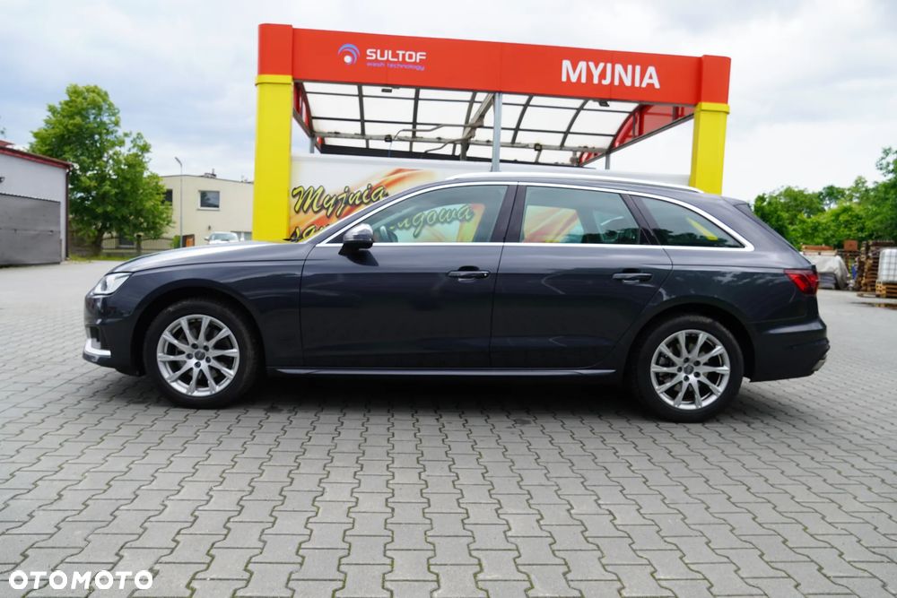 Audi A4 Avant 35 TDI mHEV Advanced S tronic - 4