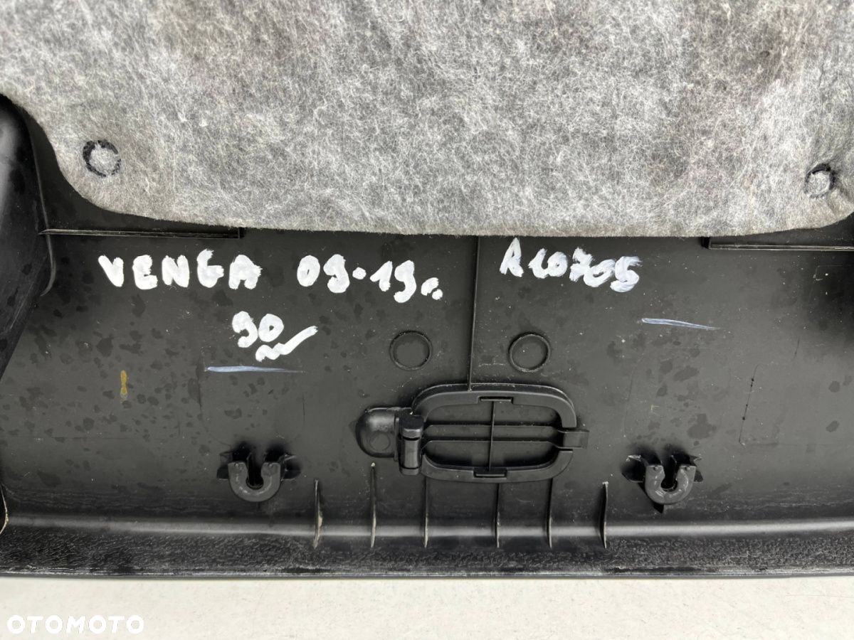 Tapicerka Kia Venga 09-19r. boczek klapy bagażnika 81751-1P000 - 7