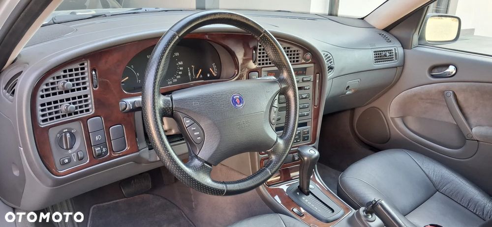 Saab 9-5 - 11
