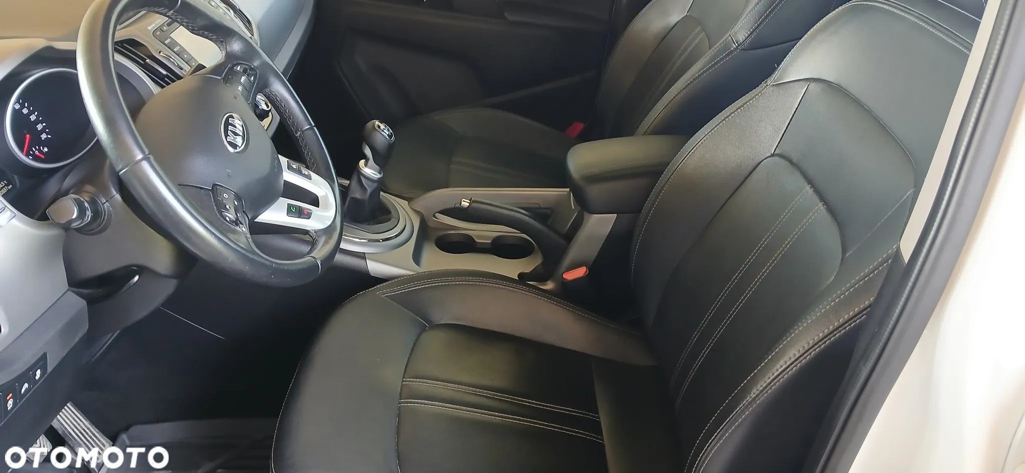 Kia Sportage 1.7 CRDI Business Line L 2WD - 11