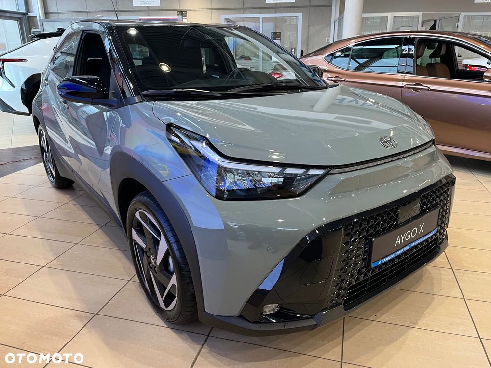 Toyota Aygo X Hybrid 1.5 Style e-CVT - 3
