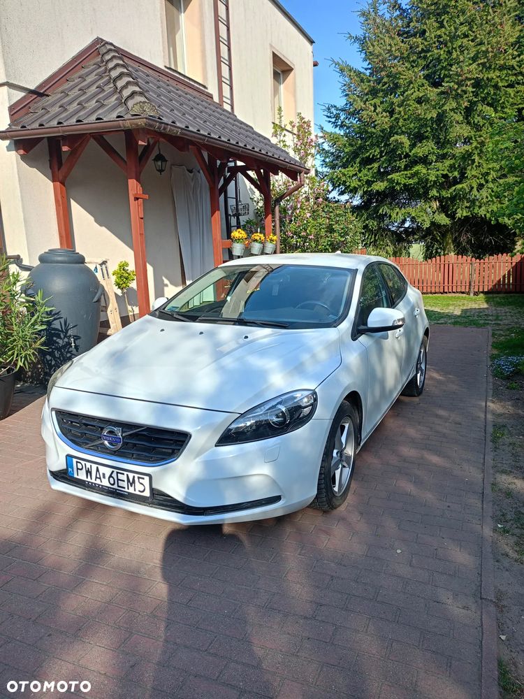 Volvo V40 D2 - 4