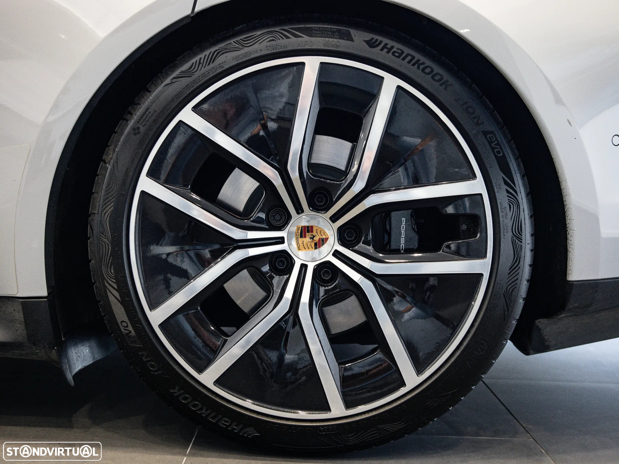 Porsche Taycan Sport Turismo Standard - 19