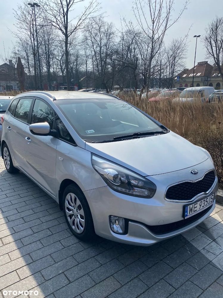 Kia Carens 1.6 GDI M - 1