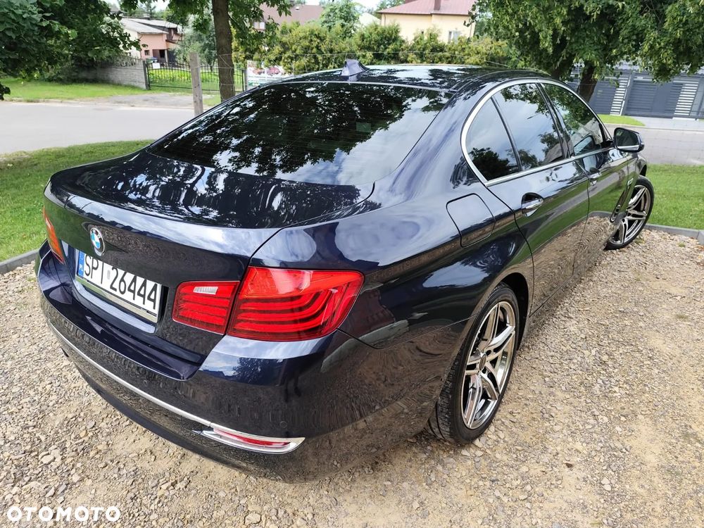 BMW Seria 5 520d Luxury Line - 9