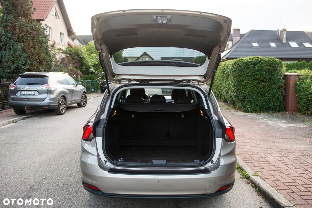 Fiat Tipo 1.4 T-Jet Business Line - 14