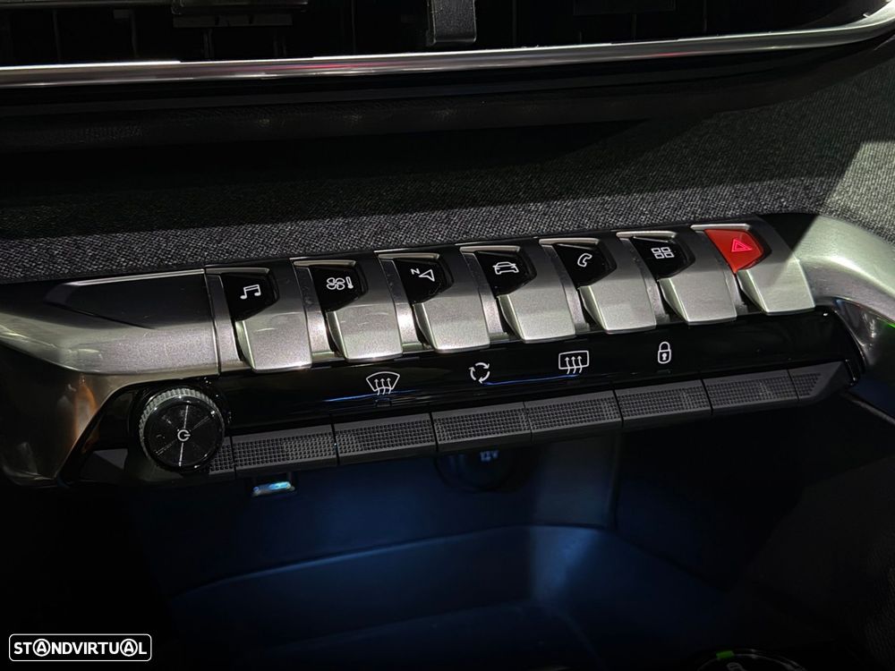 Peugeot 5008 1.2 PureTech Allure Pack EAT8 - 26