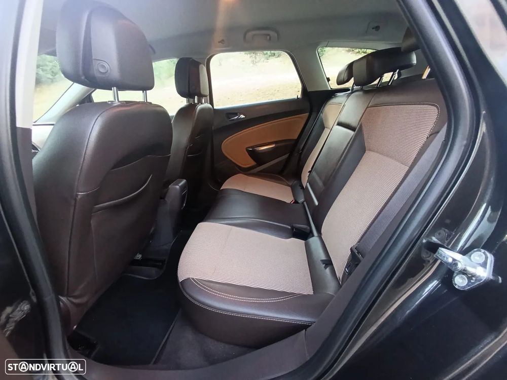 Opel Astra Sports Tourer 1.7 CDTi Cosmo - 19