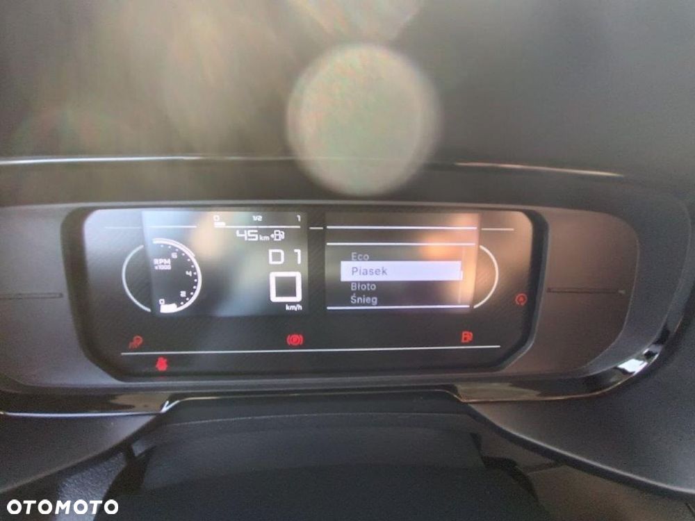 Fiat Doblo Maxi CrewVan 1.5 BlueHDI S&S (bryg.) - 23