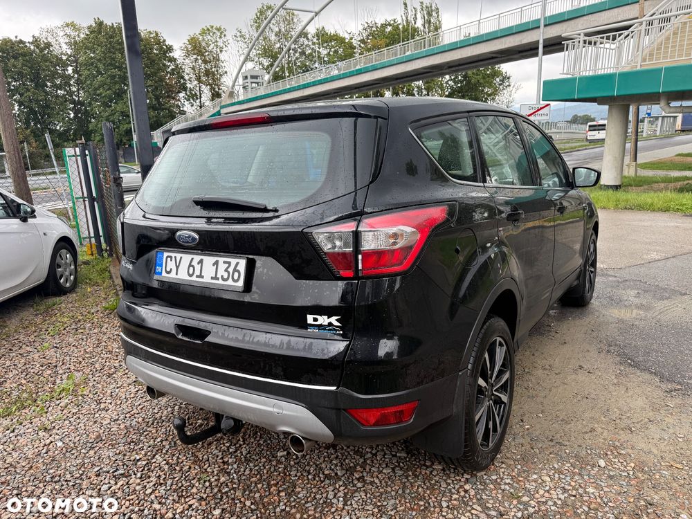 Ford Kuga 2.0 TDCi 2x4 Titanium - 12
