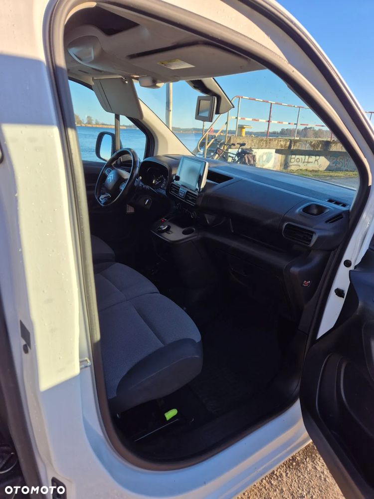 Citroën BERLINGO - 8