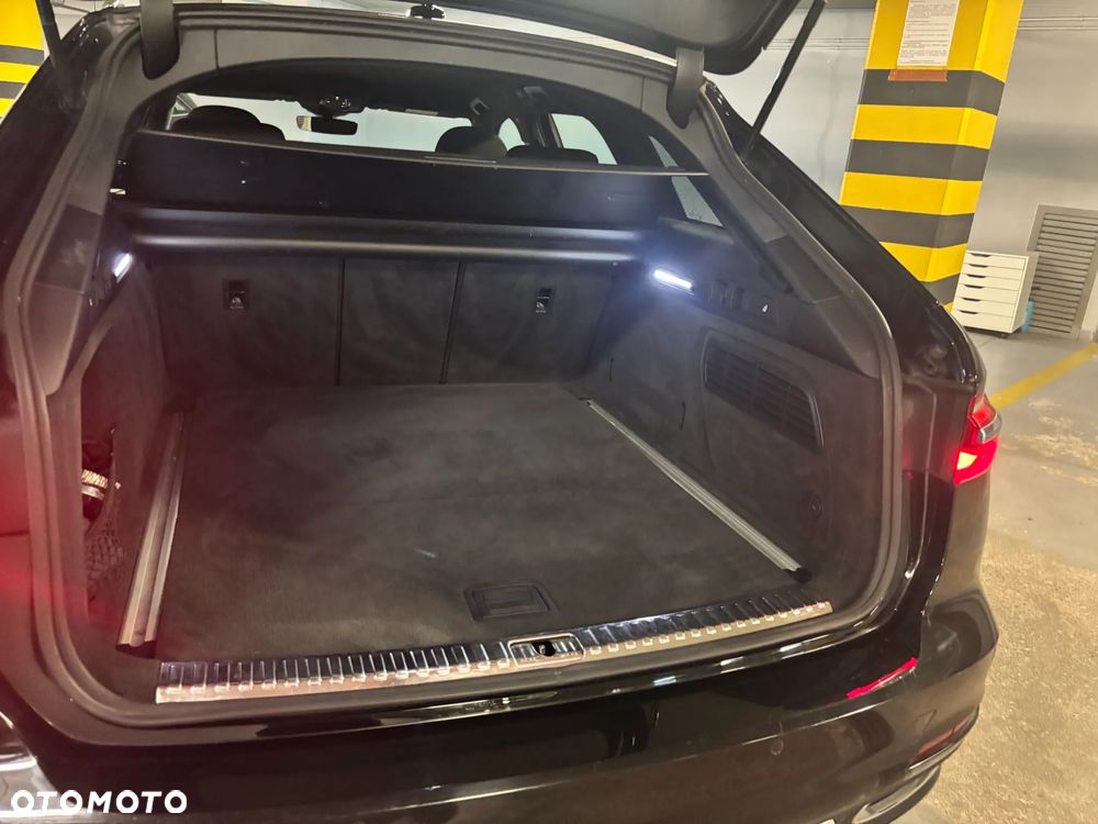 Audi A6 Avant - 16