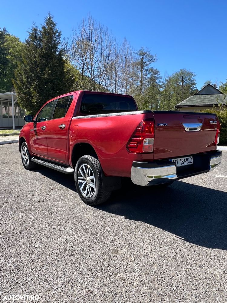 Toyota Hilux 4x4 Double Cab A/T cu Safety Sense Style - 17