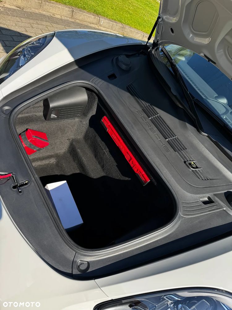 Porsche 718 Boxster GPF Style Edition PDK - 15