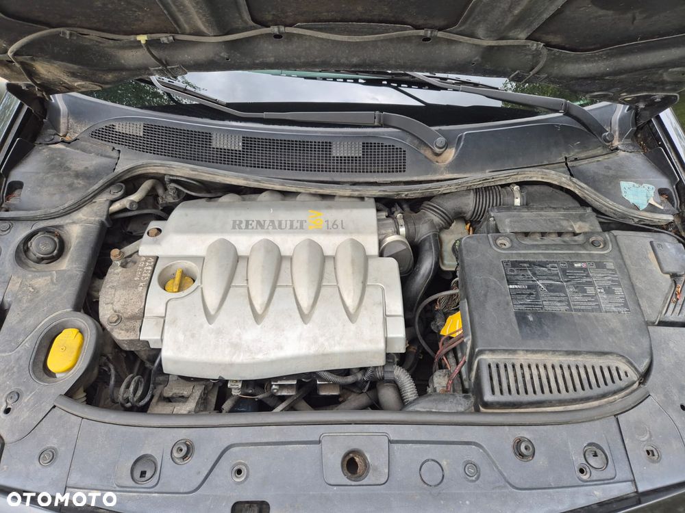 Renault Megane 1.6 Confort Authentique - 6